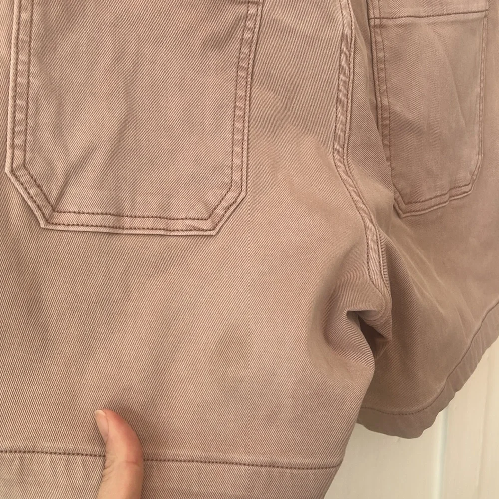 Set if 2 SPANX Twill Mauve and Brown Stretch Shorts Medium